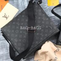 МЕССЕНДЖЕР LOUIS VUITTON