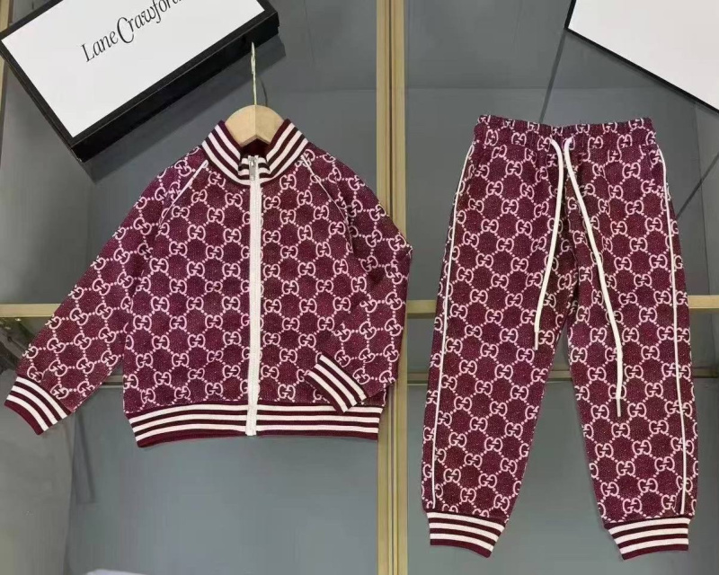 ДЕТСКИЙ КОСТЮМ GUCCI 