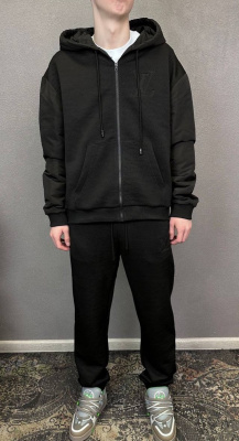 МУЖСКОЙ КОСТЮМ LOUIS VUITTON 