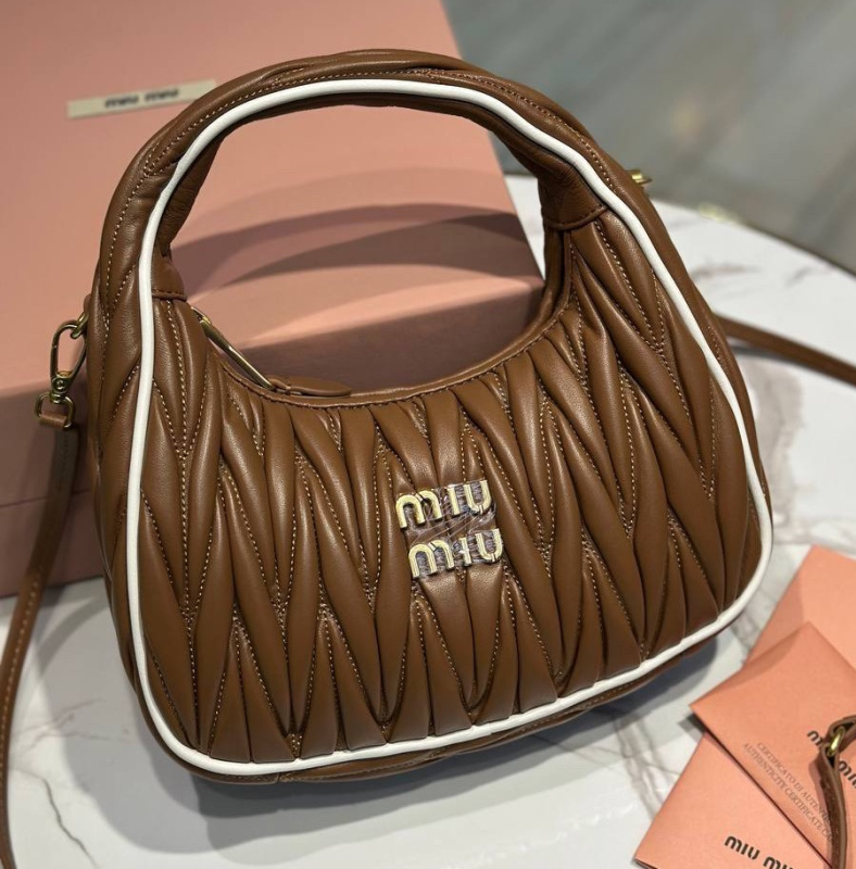 СУМКА MIU MIU WANDER 