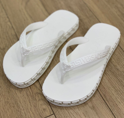 ШЛЕПКИ VERSACE 