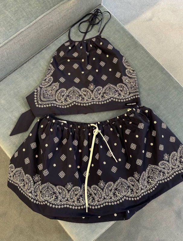 КОСТЮМ MIU MIU 