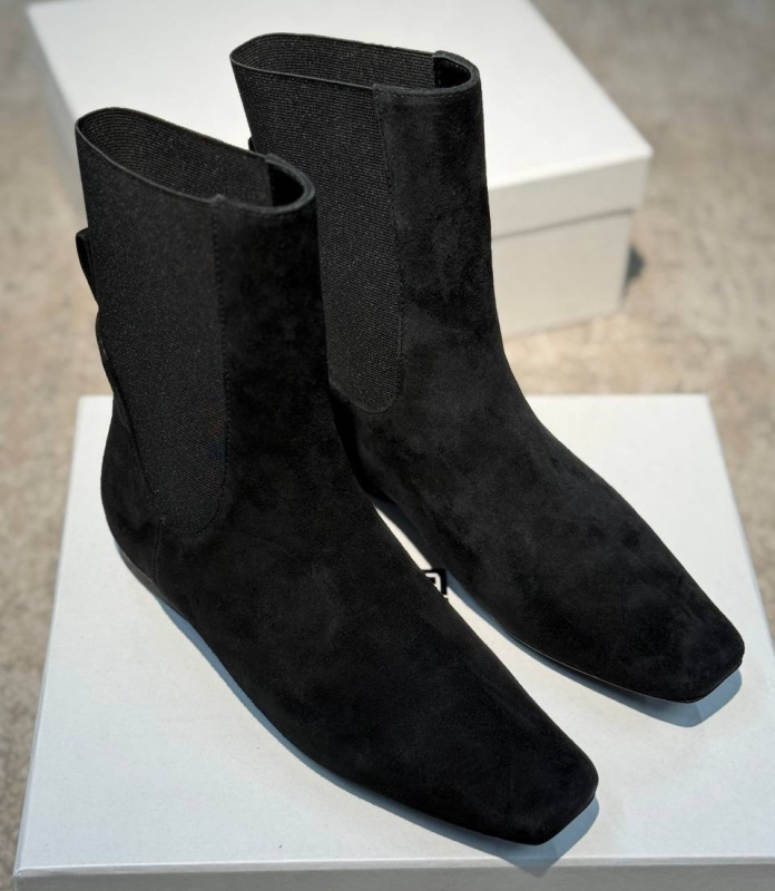 БОТИЛЬОНЫ TOTEME 