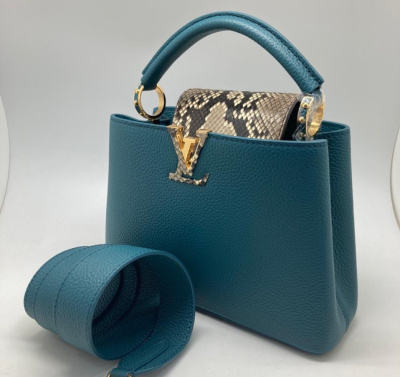 СУМКА LOUIS VUITTON CAPUCINES 