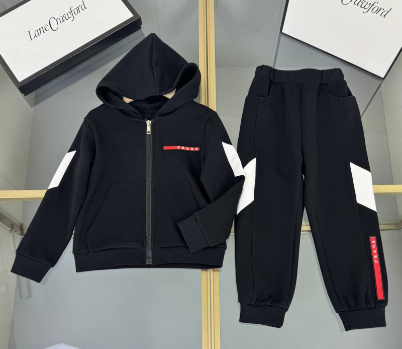 ДЕТСКИЙ КОСТЮМ PRADA 