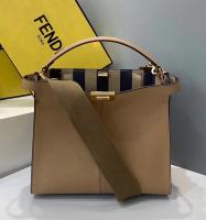 СУМКА FENDI PEEKABOO