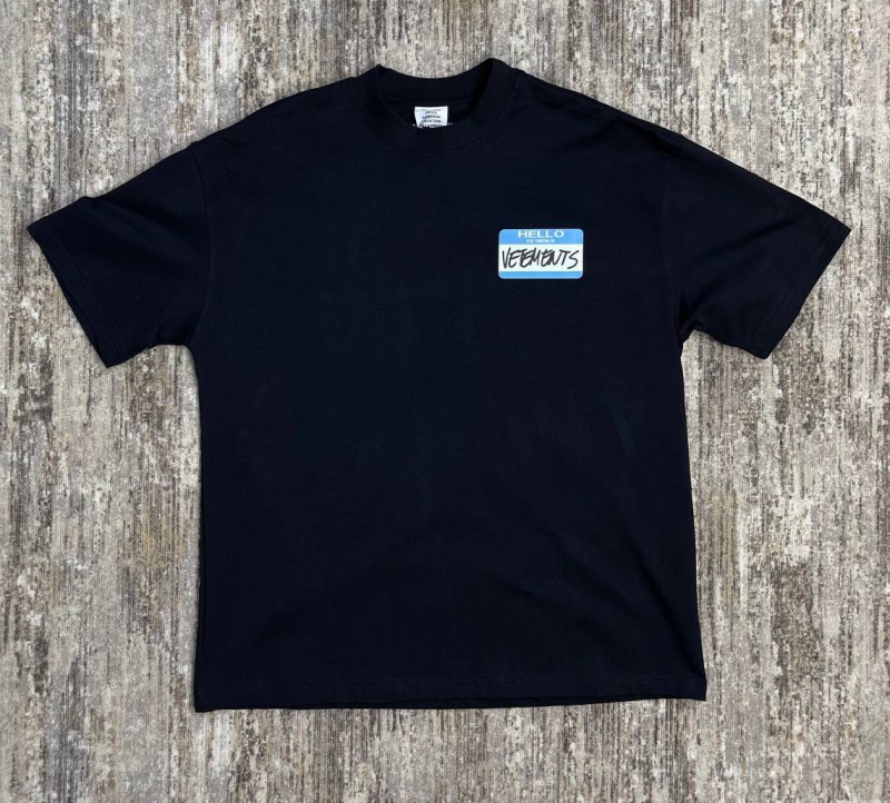 МУЖСКАЯ ФУТБОЛКА VETEMENTS 