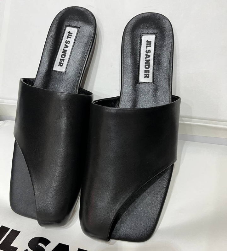ШЛЕПКИ JIL SANDER 