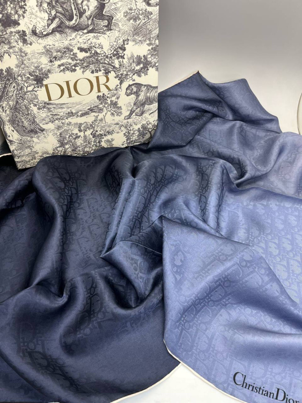 ПЛАТОК CHRISTIAN DIOR 