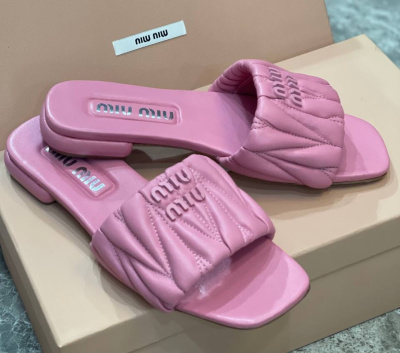 ШЛЕПКИ MIU MIU 