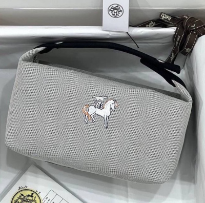 КОСМЕТИЧКА HERMES 