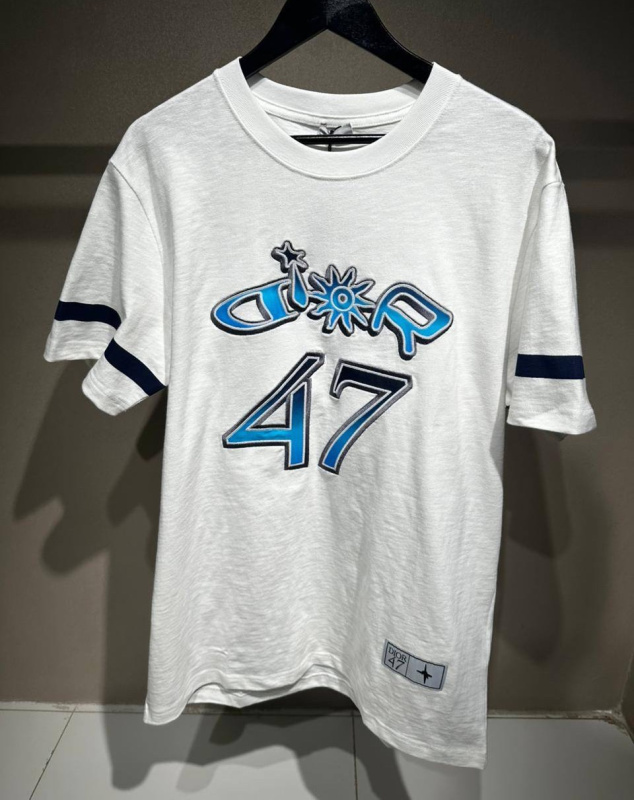 МУЖСКАЯ ФУТБОЛКА CHRISTIAN DIOR 