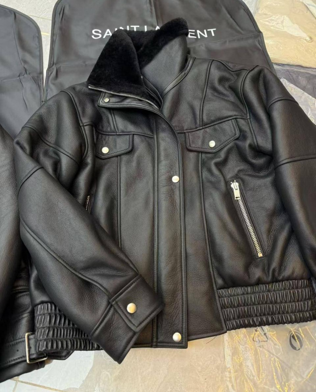 КУРТКА SAINT LAURENT 