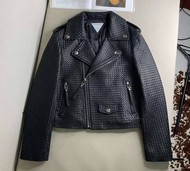 КУРТКА BOTTEGA VENETA 