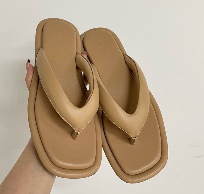 ШЛЕПКИ THE ROW 