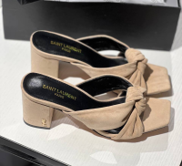 БОСОНОЖКИ SAINT LAURENT