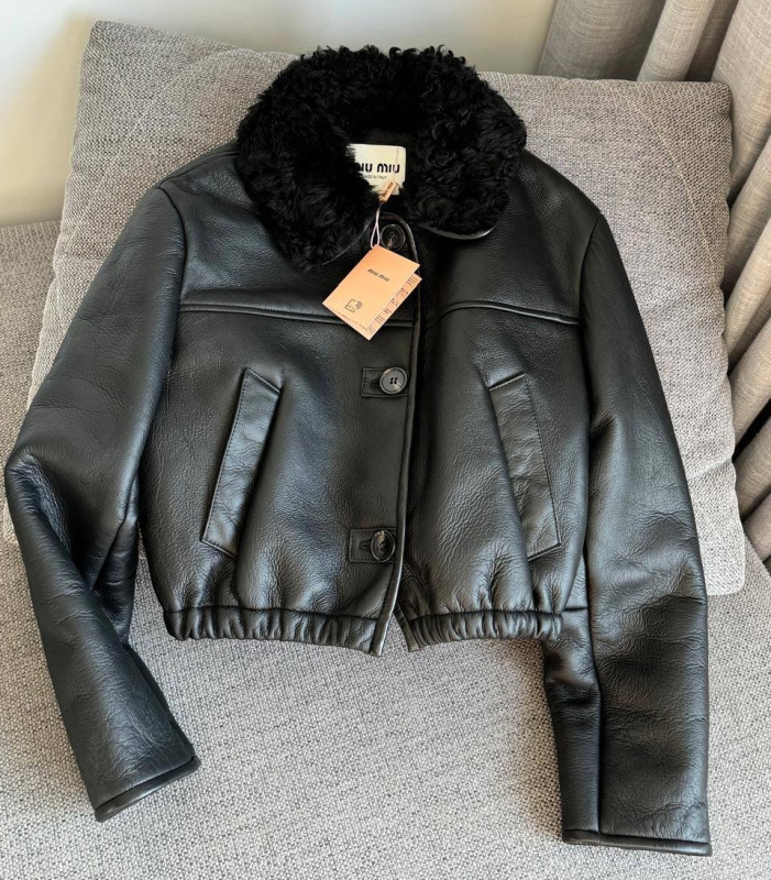 КУРТКА MIU MIU 