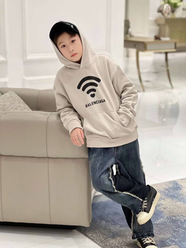 ДЕТСКОЕ ХУДИ BALENCIAGA