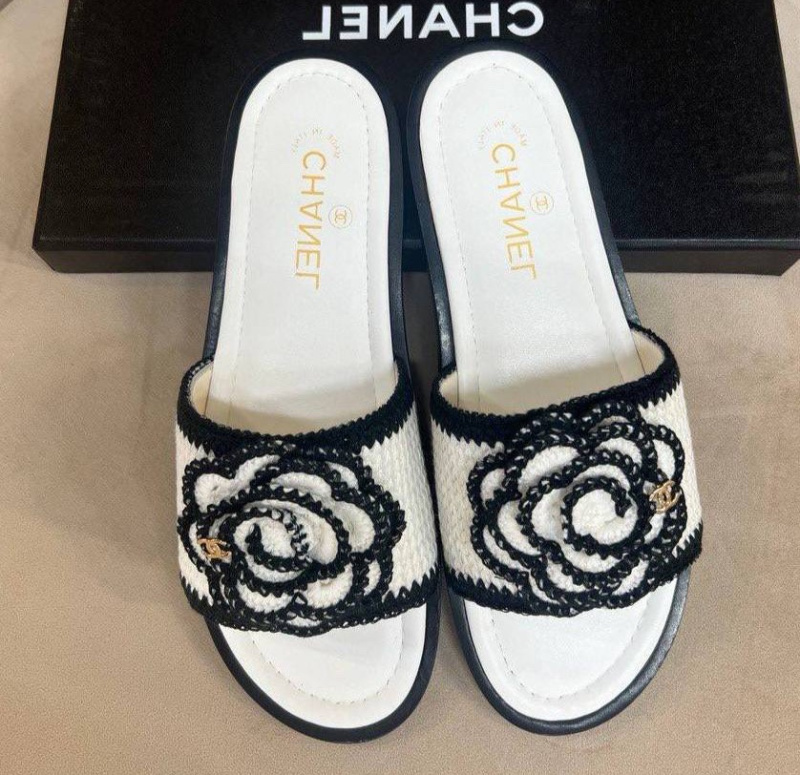 ШЛЕПКИ CHANEL 
