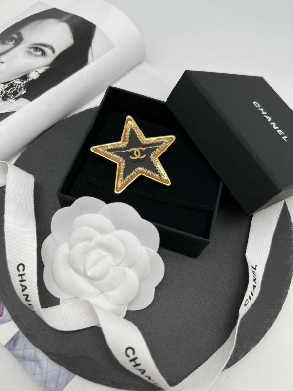 БРОШЬ CHANEL