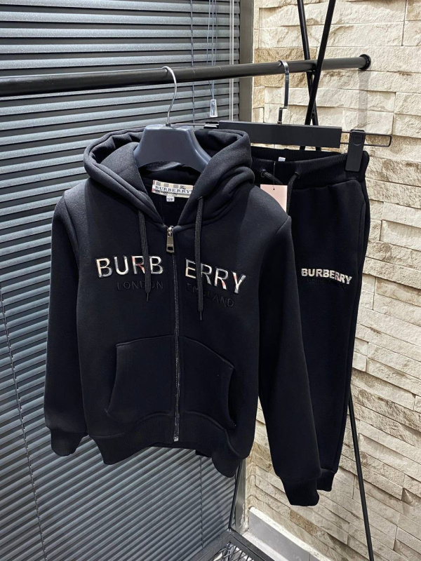 ДЕТСКИЙ КОСТЮМ BURBERRY
