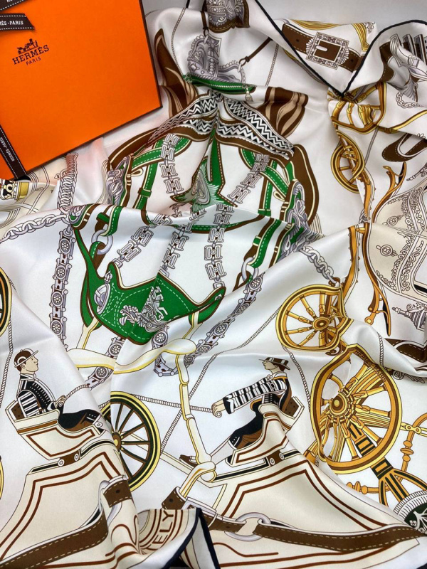 ПЛАТОК HERMES 