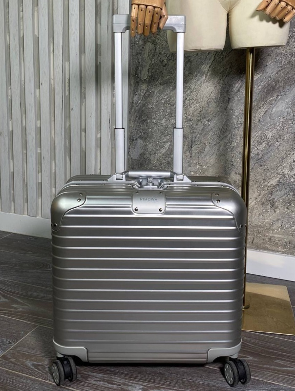 ЧЕМОДАН RIMOWA 