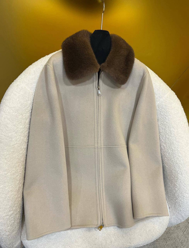 ПАЛЬТО LORO PIANA 