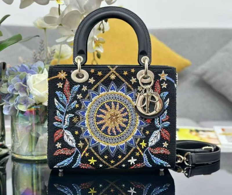 СУМКА CHRISTIAN DIOR LADY 