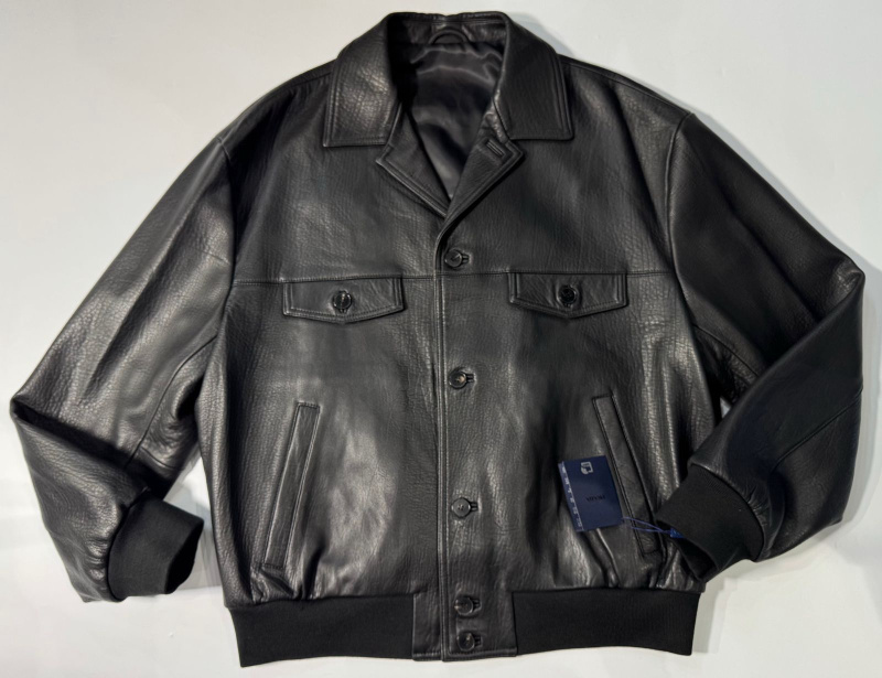 МУЖСКАЯ КУРТКА PRADA 