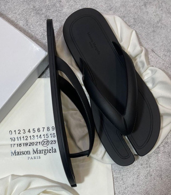 ШЛЕПКИ MAISON MARGIELA 