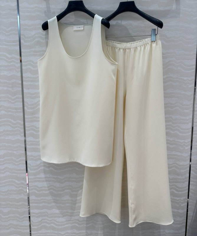 КОСТЮМ THE ROW 