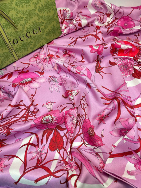 ПЛАТОК GUCCI 