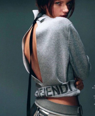 СВИТЕР FENDI 