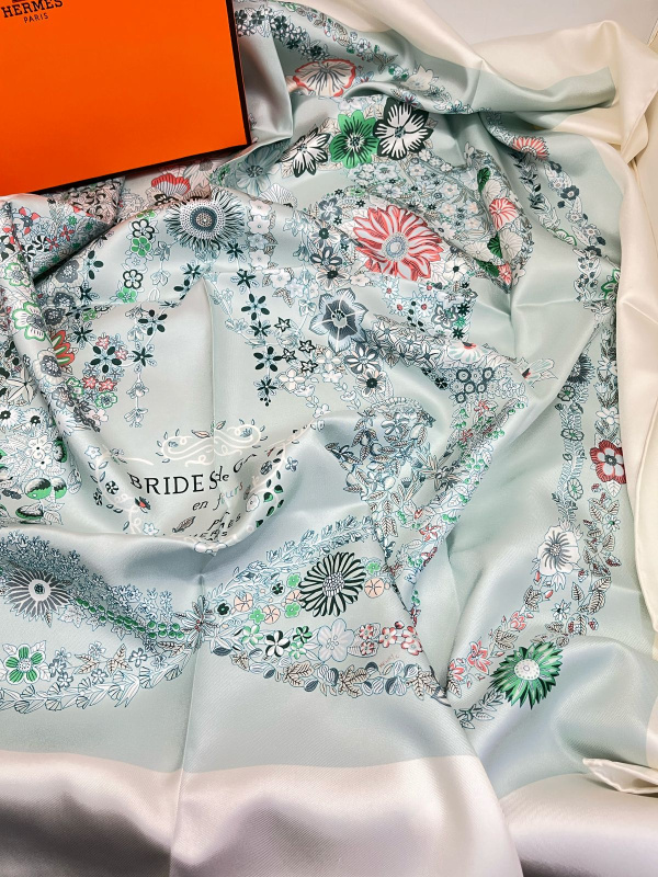 ПЛАТОК HERMES 