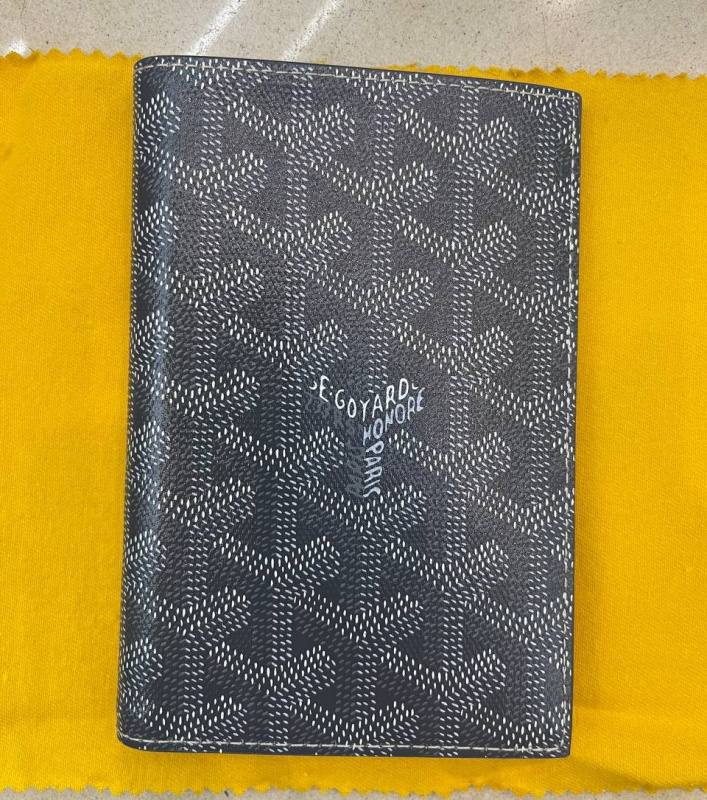 ОБЛОЖКА НА ПАСПОРТ GOYARD 