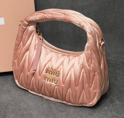 СУМКА MIU MIU WANDER 