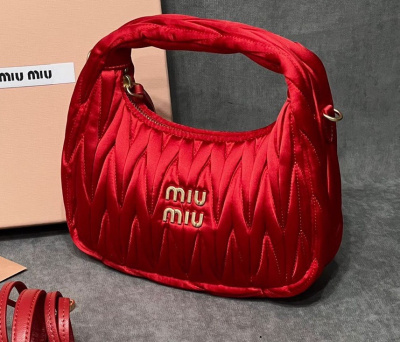 СУМКА MIU MIU WANDER 