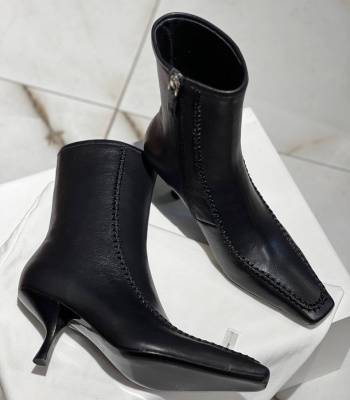 БОТИЛЬОНЫ THE ROW 