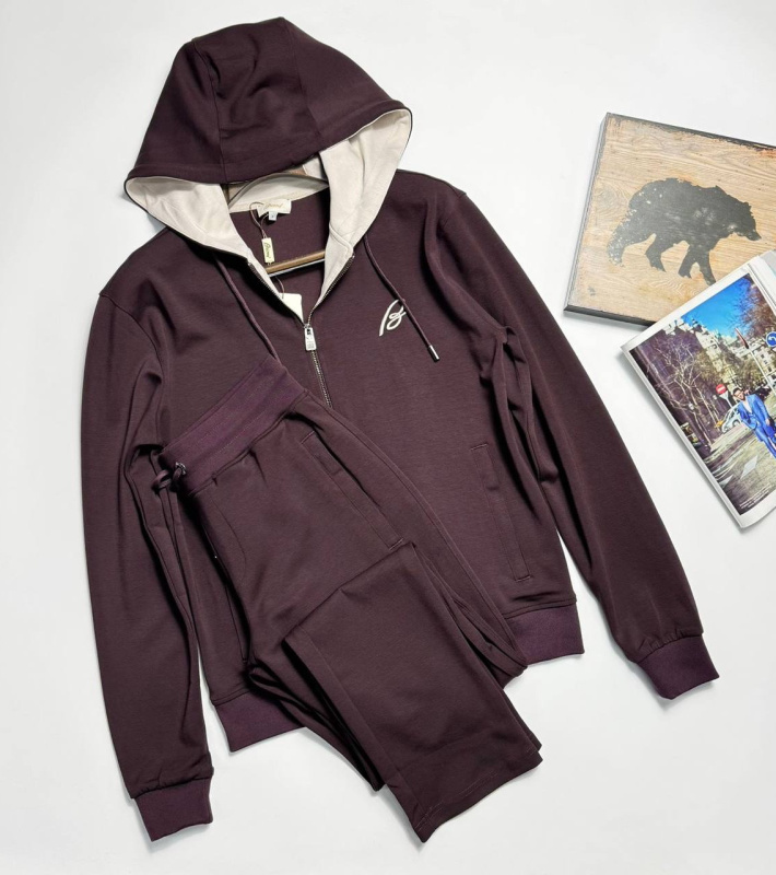 МУЖСКОЙ КОСТЮМ BRIONI 