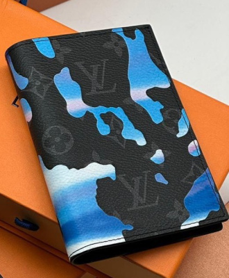 МУЖСКАЯ ОБЛОЖКА НА ПАСПОРТ LOUIS VUITTON 