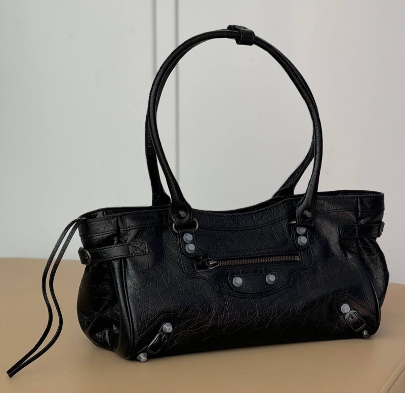 СУМКА BALENCIAGA 