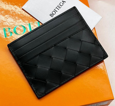 МУЖСКОЙ КАРТХОЛДЕР BOTTEGA VENETA