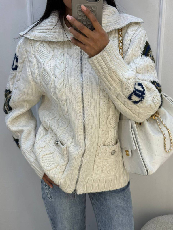 КАРДИГАН CHANEL 