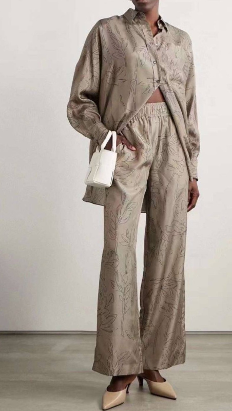 КОСТЮМ BRUNELLO CUCINELLI 