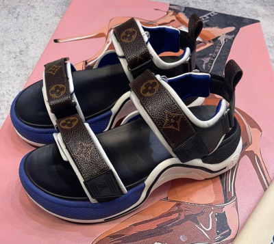 САНДАЛИИ LOUIS VUITTON 