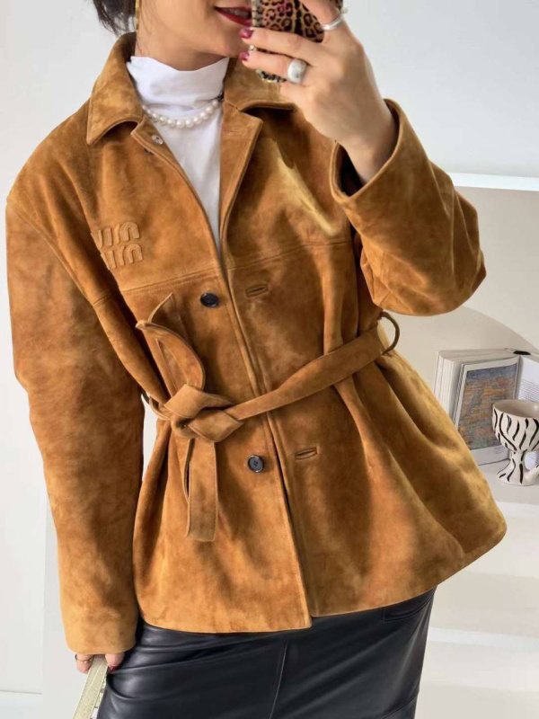 КУРТКА MIU MIU 