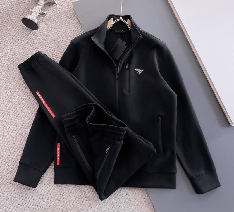 МУЖСКОЙ КОСТЮМ PRADA 