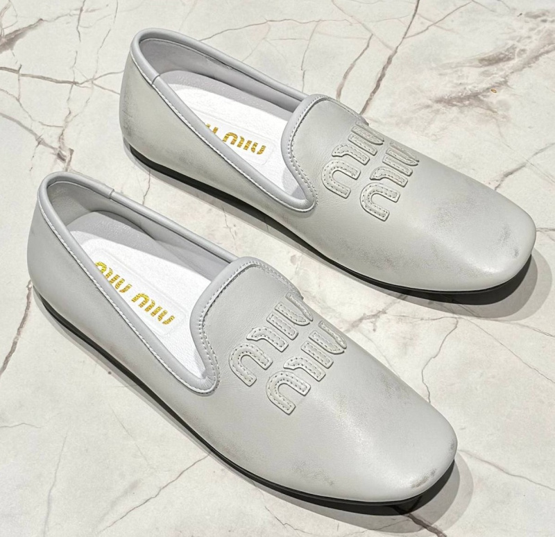 ЛОФЕРЫ MIU MIU 