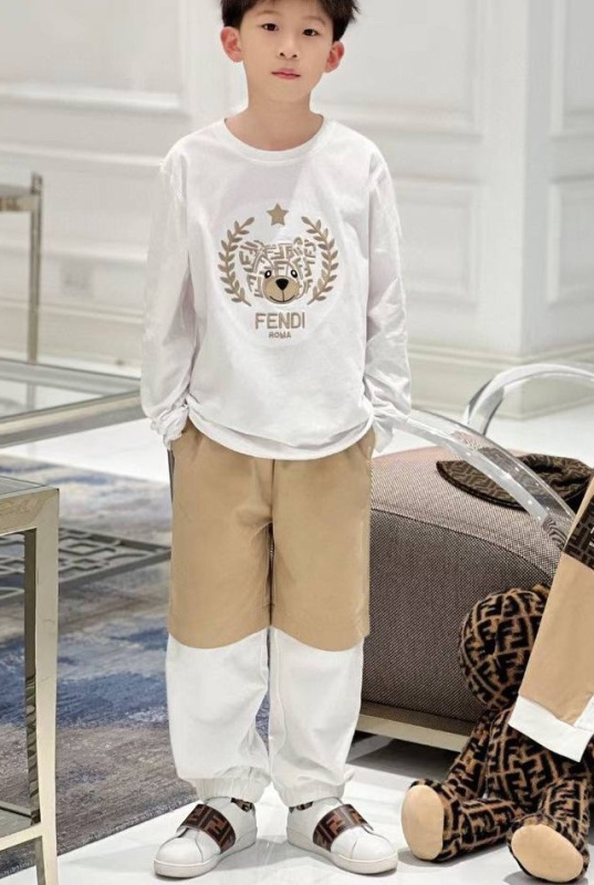 ДЕТСКИЙ ЛОНГСЛИВ FENDI 